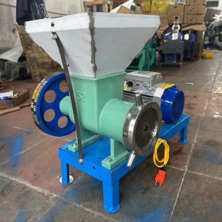 Máy Xay Xương Xay Cá Cối Đùn 52 Vuông